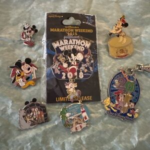 Lot of Disney LR (Jumbo ) collectible tradable parks pins chip n dale n more! ✨